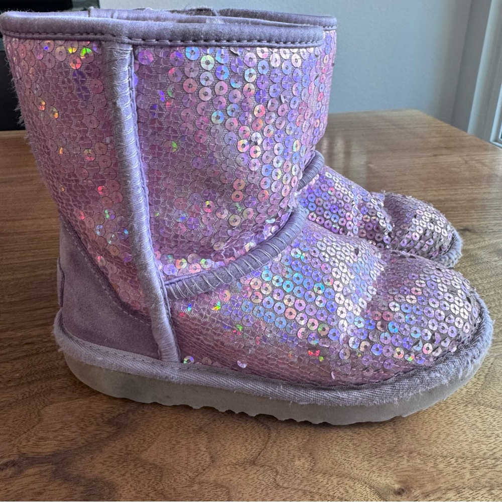 UGG Girl's Classic II Stellar Pink Iridescent Sequin Boots. Kid’s Size 12 - Picture 4 of 13